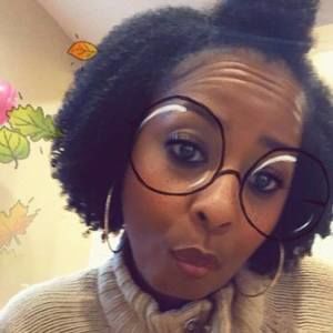 Meet your Posher, Nakia